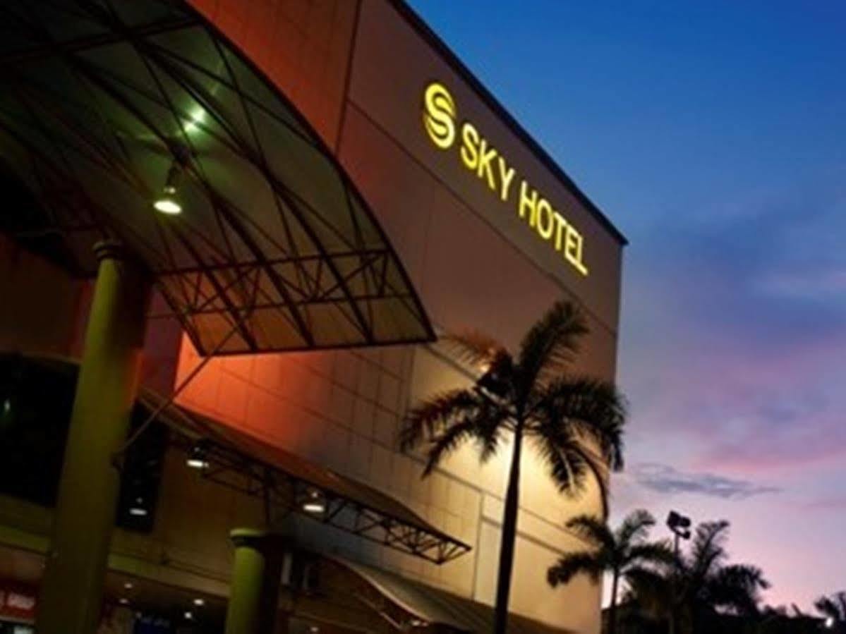 Sky Hotel Selayang Batu Caves Экстерьер фото