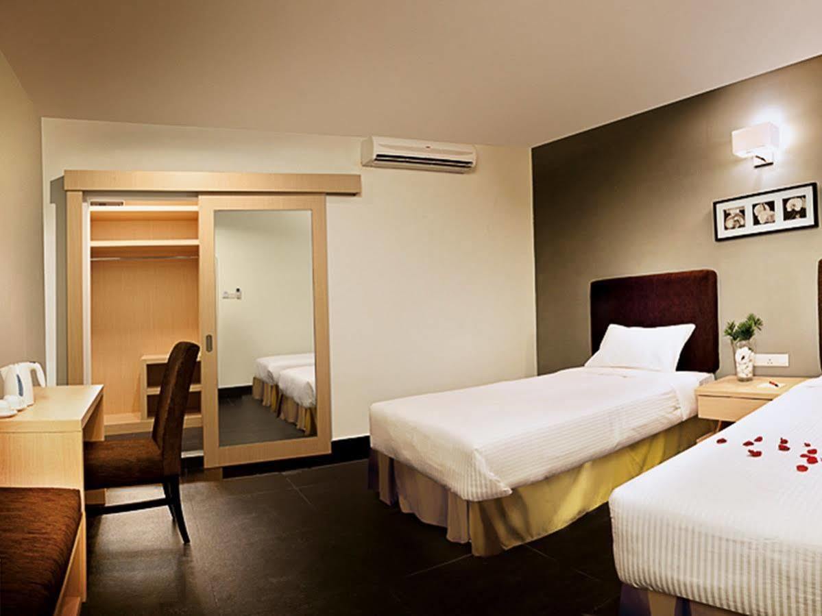 Sky Hotel Selayang Batu Caves Экстерьер фото